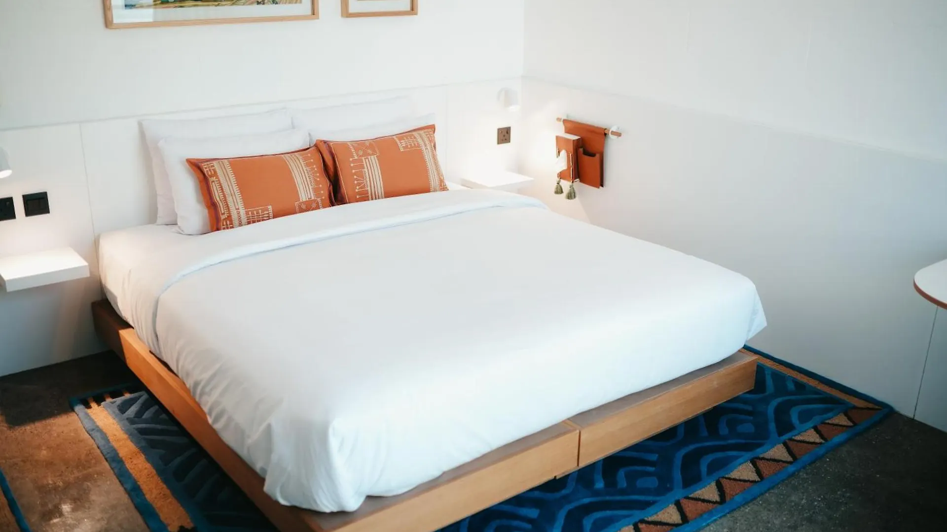 דובאי Shada Hotel Jumeirah Garden 4*,  איחוד האמירויות הערביות