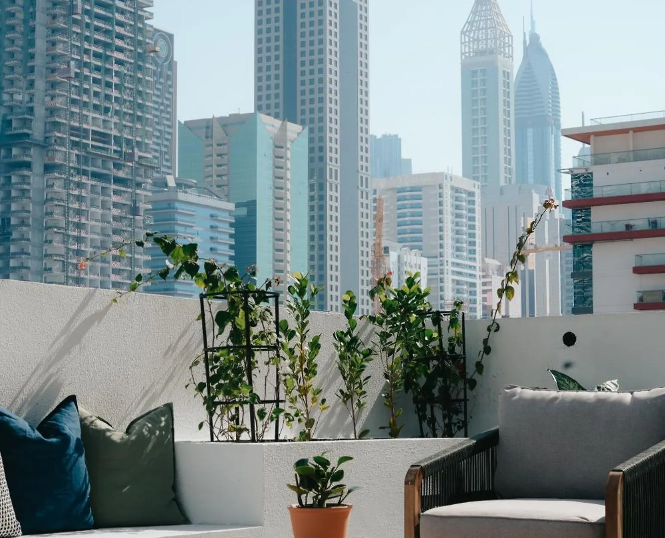 Shada Hotel Jumeirah Garden Dubai