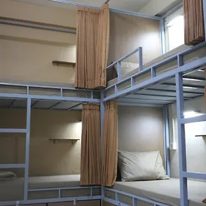 https://aru-house-ubud.ubudhotelsnow.com