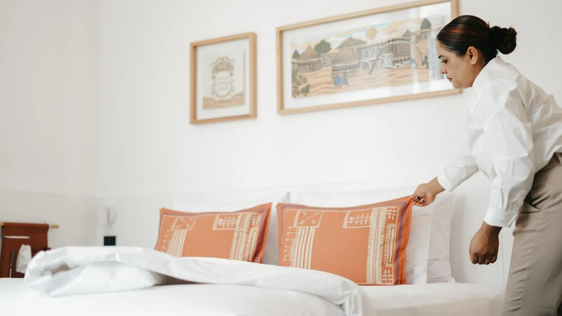 Shada Hotel Jumeirah Garden Дубай 4*,  ОАЭ
