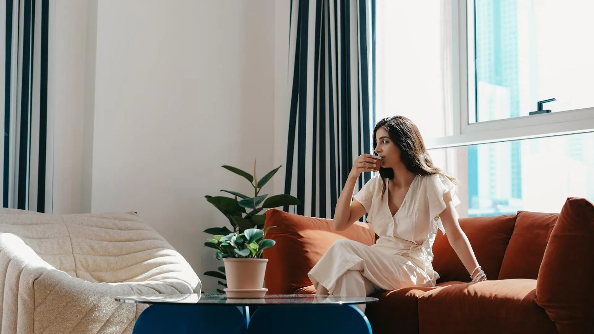 ****  Shada Hotel Jumeirah Garden Дубай ОАЭ